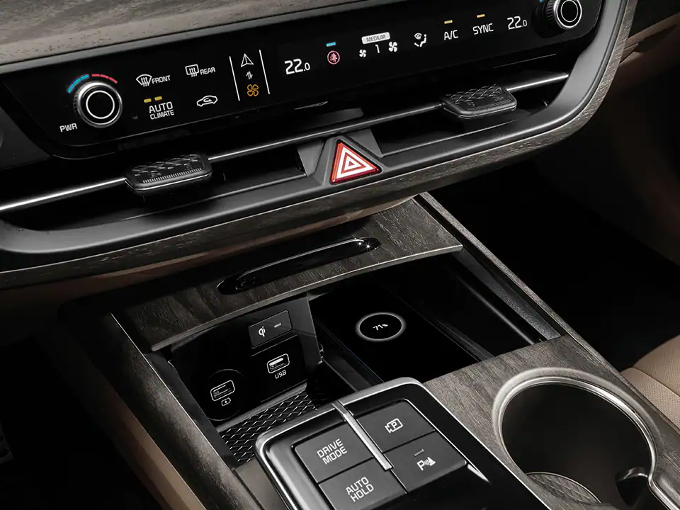 Wireless smartphone charging system